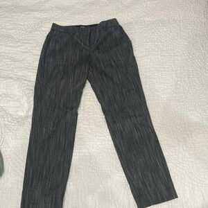 Express size 4R Columnist dark gray pants